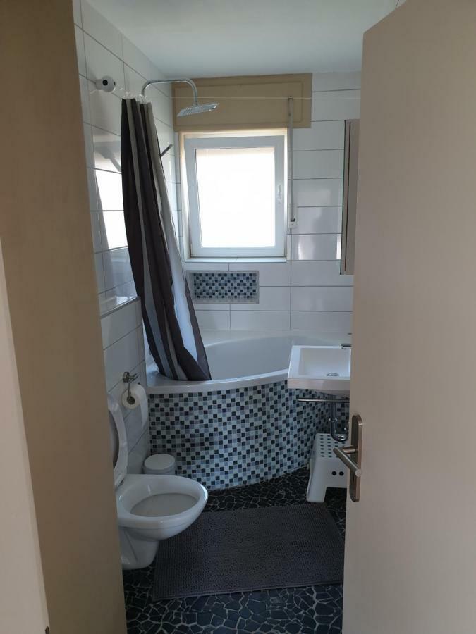 Ferienwohnung Schaefer- Arnold Rüdesheim am Rhein Exterior foto